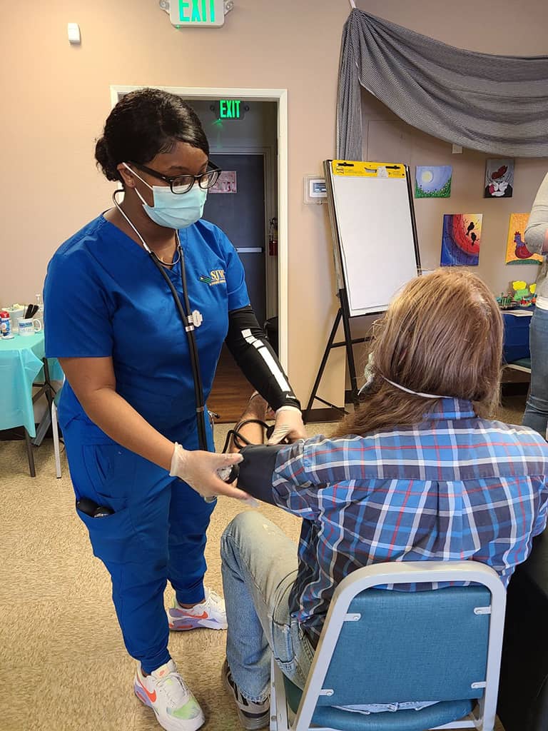 SJVC Hesperia students volunteer with Choice Medical Group