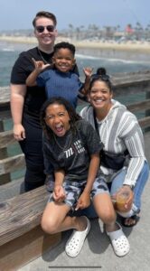 Elizabeth Jewell Shines – and Inspires Others to Make Their Way Through Life the Way They Want To