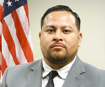 Temecula HVACR instructor Oscar Aparicio