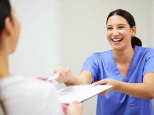 How to Become a Medical Assistant in California