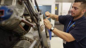 Aviation Maintenance Technology, Learn How to Become an Aircraft Mechanic